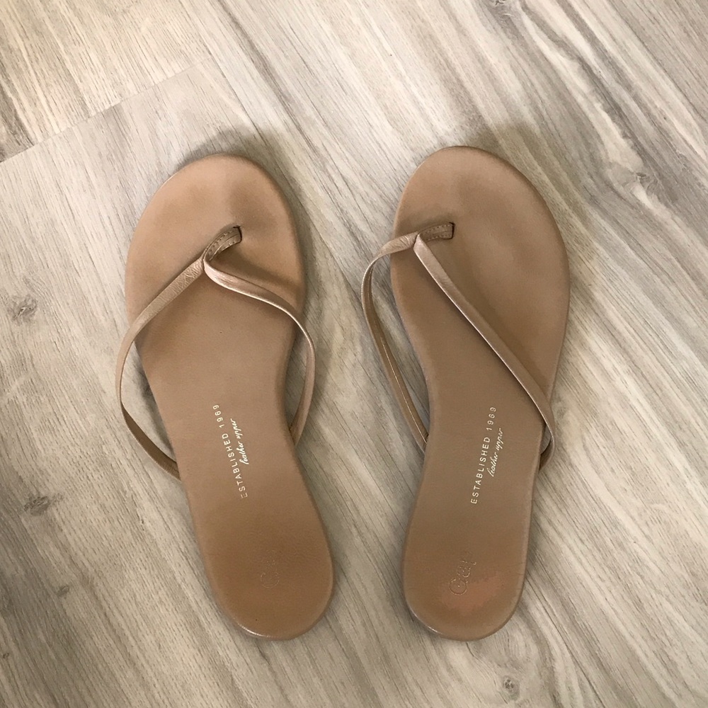 GAP Women's Tan Sandals